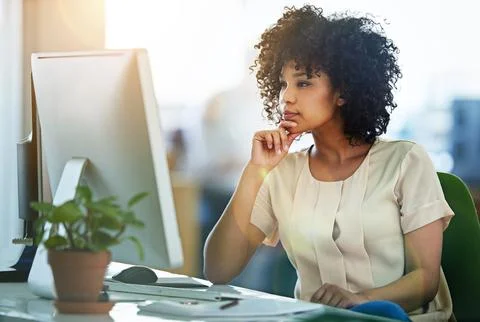 thinking-computer-and-woman-employee-photo-243412296_iconl_nowm